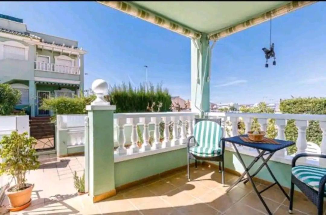 Bungalow Adaptado, Terraza Muy Grande Y Soleada. Gran Alacant Eksteriør bilde