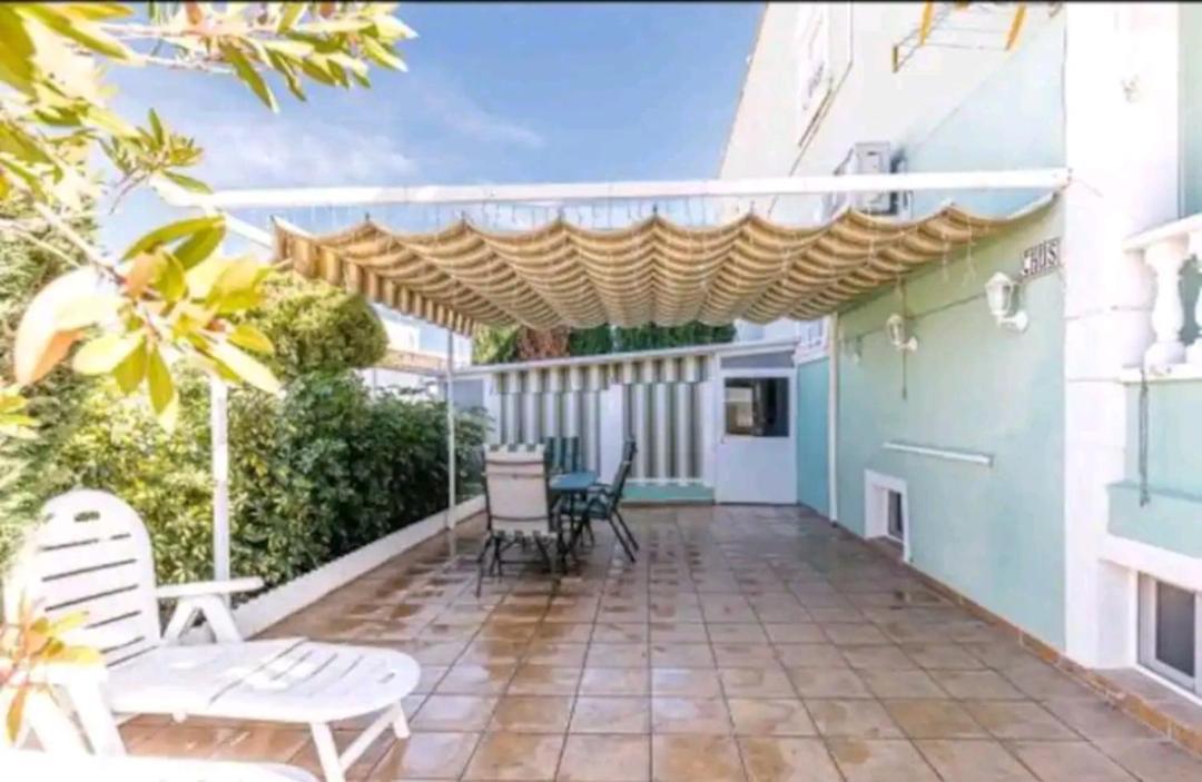Bungalow Adaptado, Terraza Muy Grande Y Soleada. Gran Alacant Eksteriør bilde