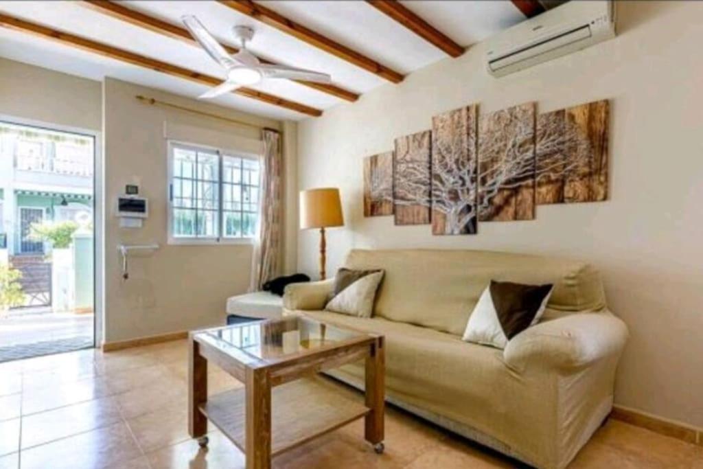 Bungalow Adaptado, Terraza Muy Grande Y Soleada. Gran Alacant Eksteriør bilde